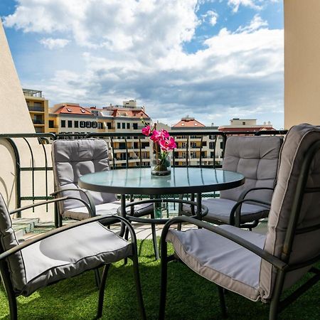 Appartamento Guestready - Family-Friendly Haven In Funchal Esterno foto